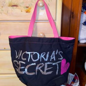 VICTORIA’S SECRET TOTE